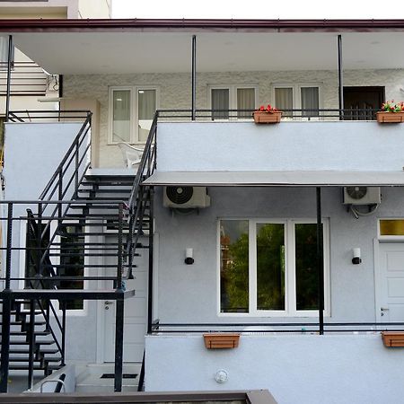 Hotel New Avlabari Тбілісі Екстер'єр фото