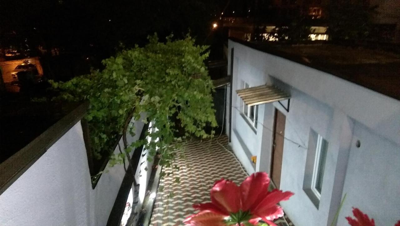 Hotel New Avlabari Тбілісі Екстер'єр фото