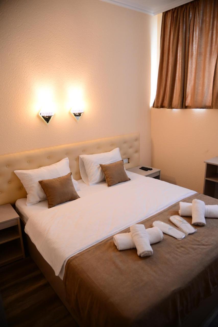 Hotel New Avlabari Тбілісі Екстер'єр фото